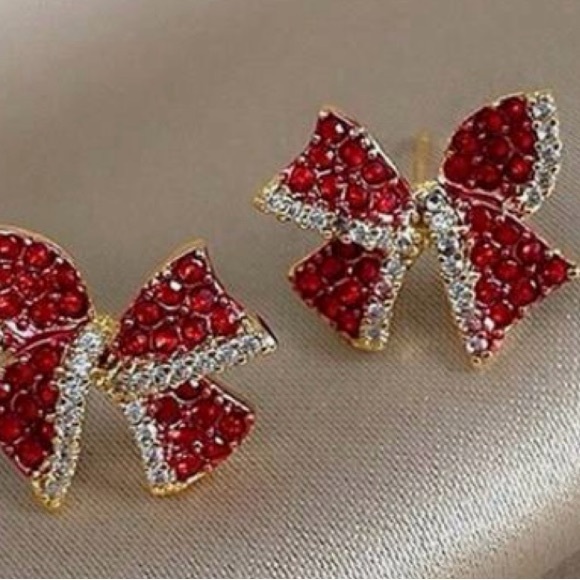 Fashion Elegant Bowknot Design Ear Studs red  Rhinestones earrings NWT - Picture 2 of 3